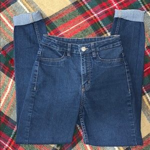 HIGH RISE DARK WASH JEAN